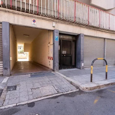 Apartamento Università&stazione Airy With Parking Bari