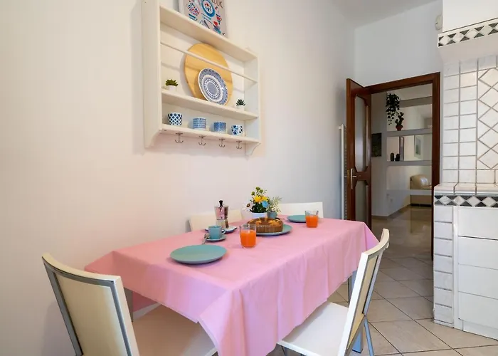 Guesthost - Universita & Stazione Airy With Parking Bari